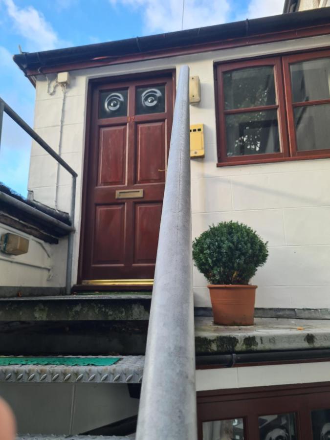 Brown Cow Apartment Dalton in Furness Bagian luar foto